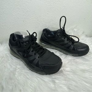 Tredsafe O2Air Nonslip  Black Sneakers 10.5 Mens